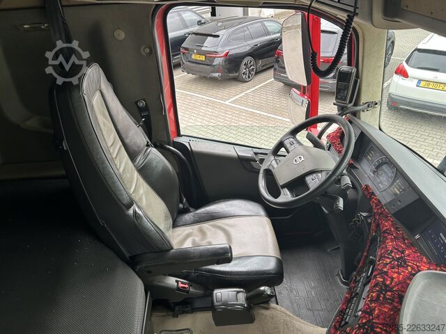 Kampókaros rendszer Volvo FH 500 Globetrotter 8x2 Tridem / VDL Hook 25 To...