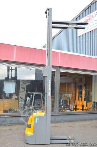 Hoogheffende truck Jungheinrich EJC 214