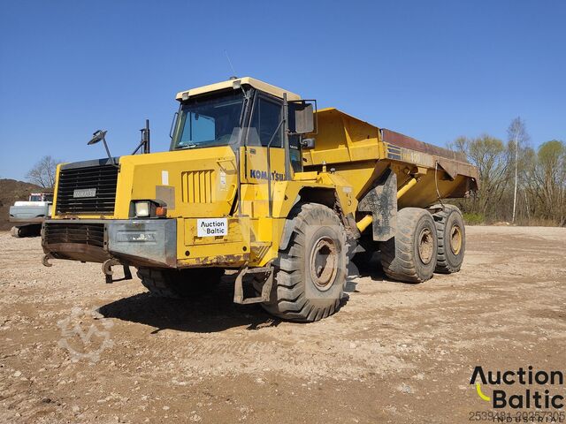 Dumper Komatsu HM400