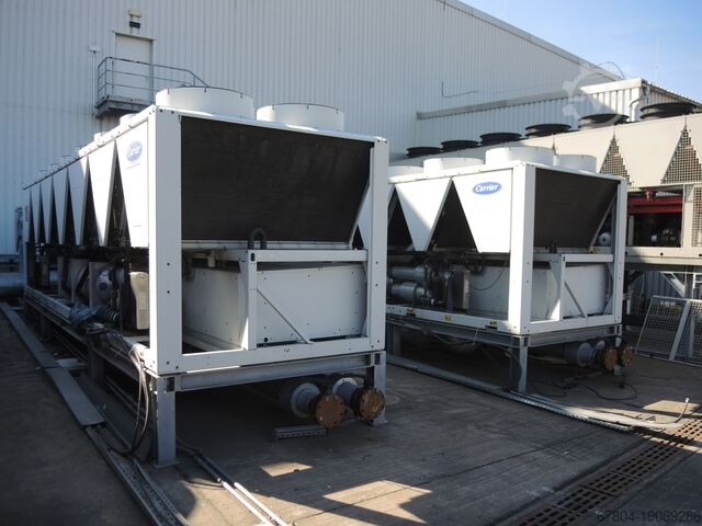 Máquina frigorífica CARRIER (3 Maschinen) luftgekühlt 30XAO902