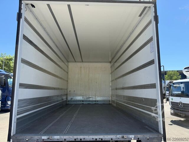 LKW mit Kofferaufbau MERCEDES-BENZ ATEGO 918 L Koffer 5,30 m LBW 1,5 T*E 6D*NL 4 T
