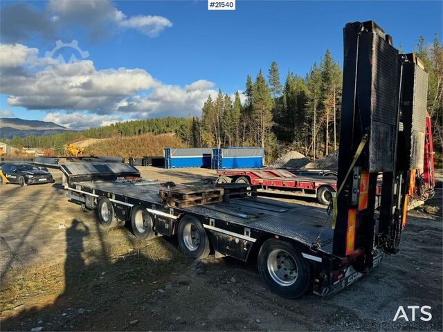 Dieplader  Rojo Machine semi w/ hydraulic drive bridges