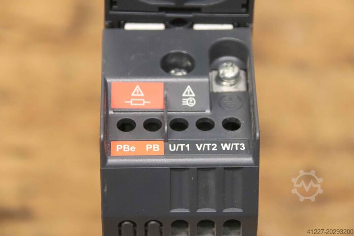 Przemiennik częstotliwości 1,1 kW Schneider Electric Altivar 320 ATV320U11N4B