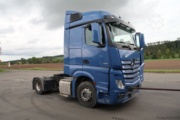 Standaard SZM Mercedes-Benz Actros 1851 LS Brandschaden