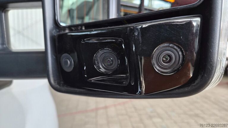 Minibus MERCEDES-BENZ 30 Sitzer Schul- Transferbus 519 Lagerfahrzeug
