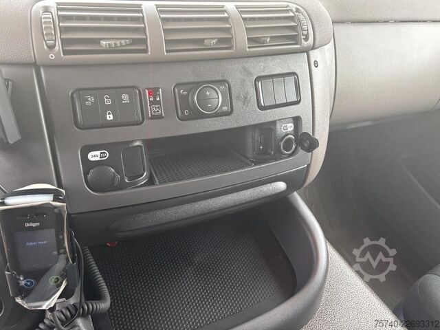 Gesloten bak DAF ELEKTRISCH + 32912 KM + 6X2 + LIFT/STUUR AS + R...