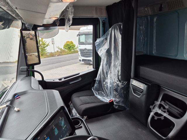 Kiper kamion IVECO AT300X54Z HR OFF Bordmatik AHK Intarder