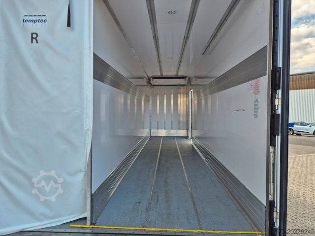 Refrigerated truck IVECO AD190S40/FP Lamberet Mitsubishi LBW Tür AHK