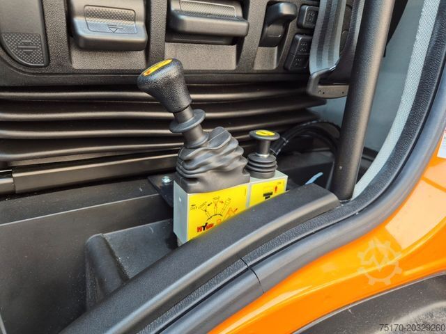 Kiper kamion IVECO AD360X54Z HR OFF 8x4 Intarder AHK