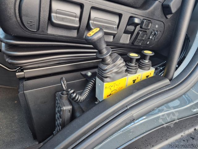 Kiper kamion IVECO AD200X46/P HR OFF Palfinger PK 12.501 Funk AHK