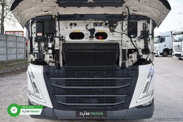 Standardowy ciągnik siodłowy VOLVO FH 500 Globetrotter XL Varios