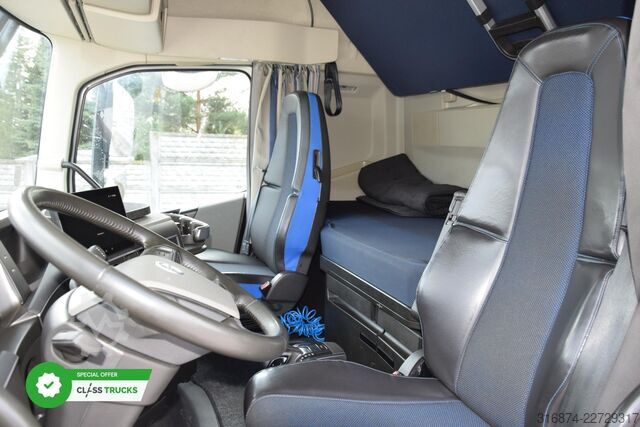 Standardowy ciągnik siodłowy VOLVO FH 500 Globetrotter XL Varios
