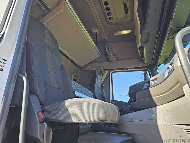 Standaard trekker DAF XF 530 NGD