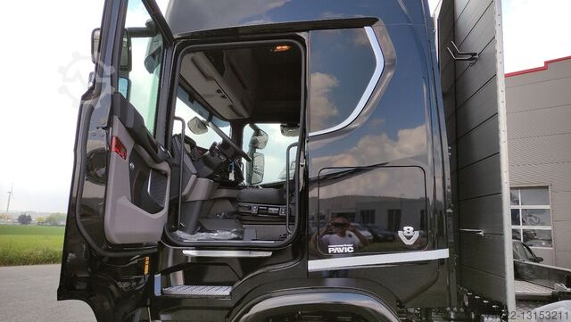 Hout transport Scania R590 6x4 Schemel/Kran TAJFUN LIV oder EPSILON