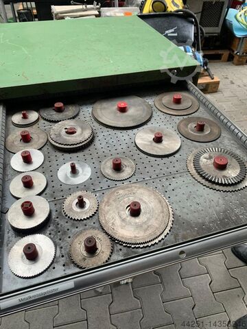 Ladekast met snijgereedschap Lista Schubladenschrank mit Zerspanwerkzeug