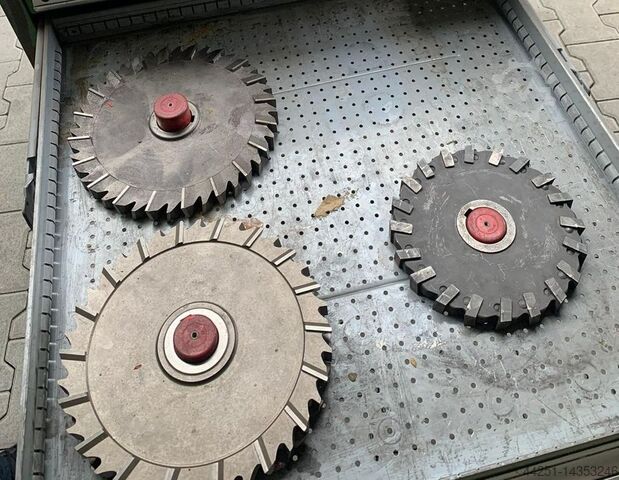 Ladekast met snijgereedschap Lista Schubladenschrank mit Zerspanwerkzeug