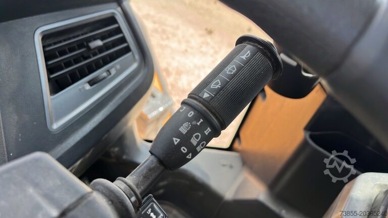 Încărcător pe roți Hyundai HL975A CVT
