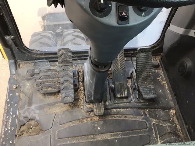 Excavadora móvil Hyundai R140W-9