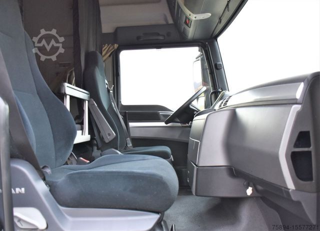 Lastbilchassis MAN TGX 18.440 Fahrgestell 7,00m + Anhänger 6,90m