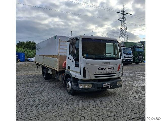 Autocarro con cassone fisso IVECO ML75E17