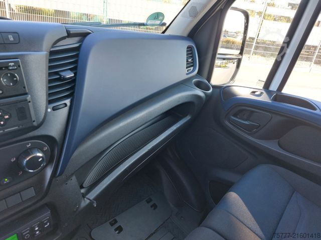 Furgão frigorífico IVECO Daily 50C18 Tiefkühlkoffer - Automatik-LBW