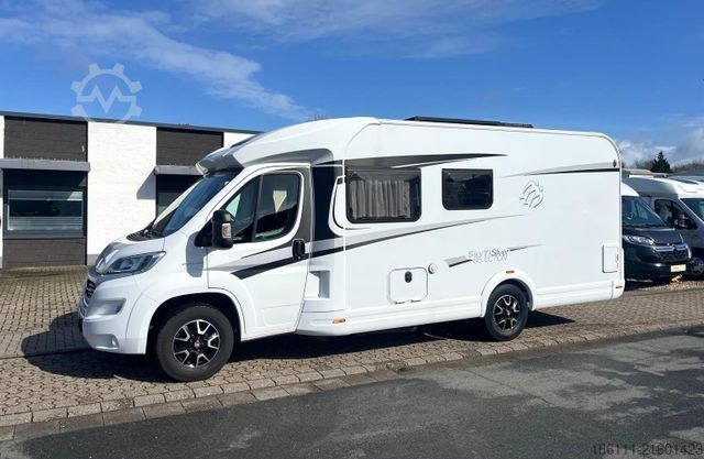 Semi-integrated camper KNAUS Ski Ti 650 MF Festbett -  - Klima -
