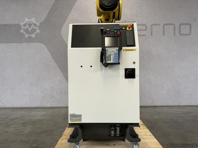 Robot industriale ricondizionato — 1 anno di garanzia FANUC R-2000iB/100P