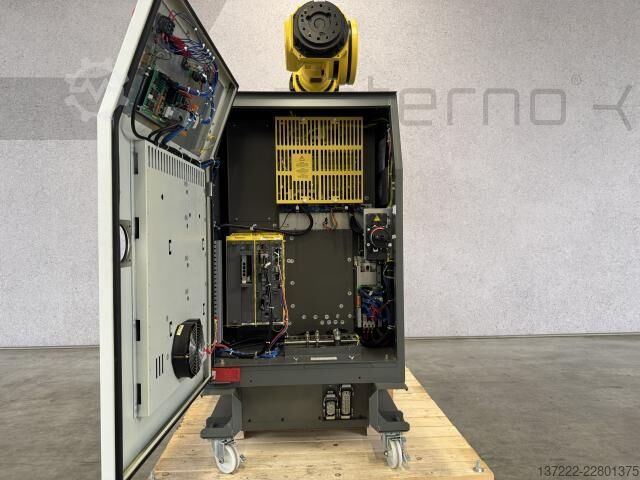Robot industriale ricondizionato — 1 anno di garanzia FANUC R-2000iB/100P