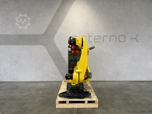 Robot industriale ricondizionato — 1 anno di garanzia FANUC R-2000iB/100P