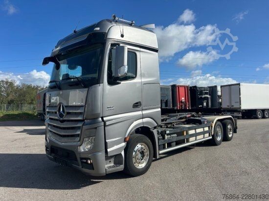 Tipvogn MERCEDES-BENZ ACTROS 2551 L 6X2 LENK-LIFTACHSE, HIAB-LIFT 2019, E6, RETARDER, CB-FUNK