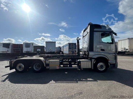 Tipvogn MERCEDES-BENZ ACTROS 2551 L 6X2 LENK-LIFTACHSE, HIAB-LIFT 2019, E6, RETARDER, CB-FUNK