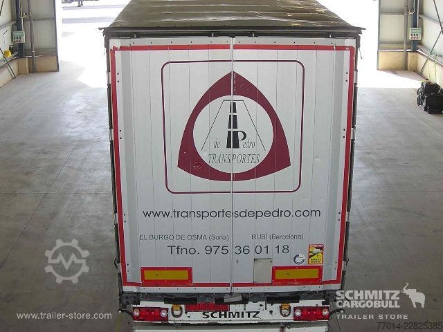 Öppen semitrailer med kapell Schmitz Cargobull Curtainsider Standard