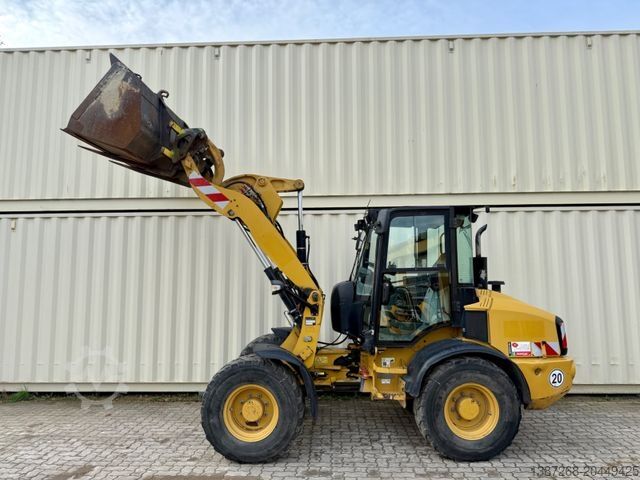 Încărcător pe roți CATERPILLAR 908H2 / Deutsche Maschine / Schaufel + Gabel