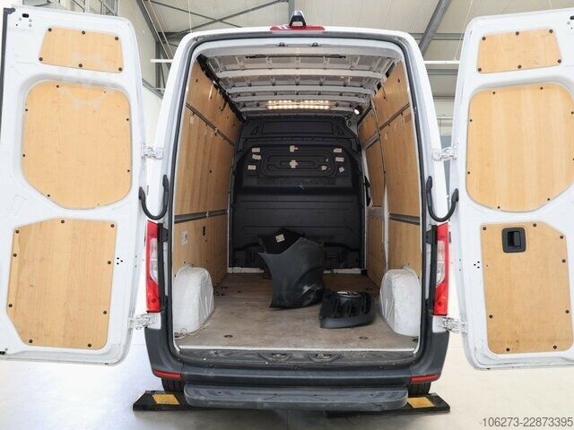 Furgon Mercedes-Benz eSprinter 312 Kasten FWD,3.924mm Radstand