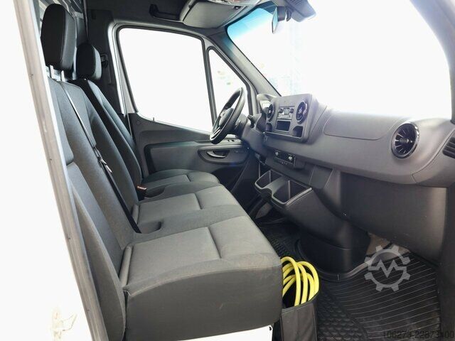Furgon Mercedes-Benz eSprinter 312 Kasten FWD,3.924mm Radstand