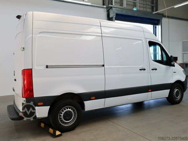 Furgon Mercedes-Benz eSprinter 312 Kasten FWD,3.924mm Radstand