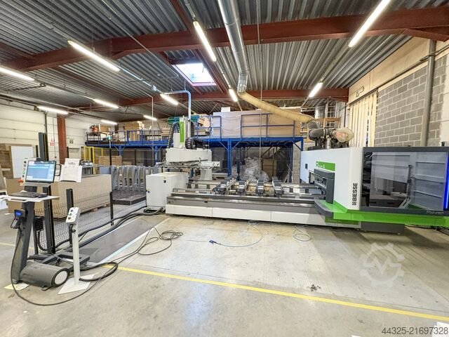5-axis machining center BIESSE ROVER A - SYNCHRO