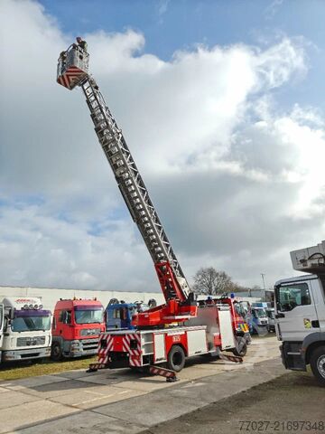 Fire engine Iveco Eurocargo 150E27 Magirus ladderwagen 30 meter