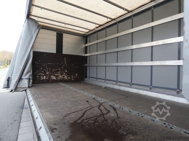 Pick-up varevogn Iveco Daily  70 C18 Schiebeplane Automatik Luftfederung