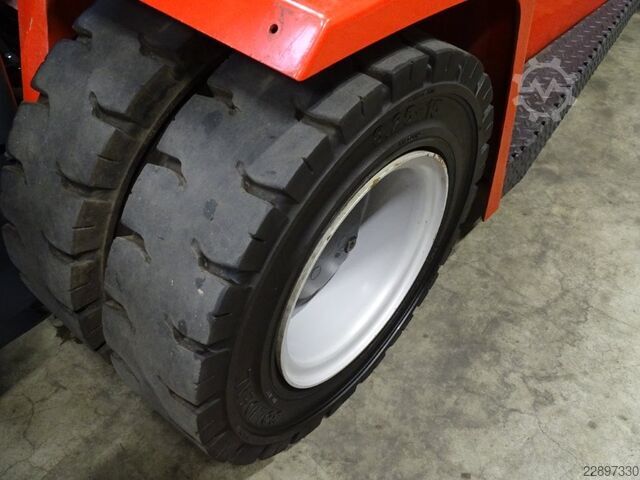 Elektrisk 4 -hjulet gaffeltruck Kalmar ECG80-9S - SHORT - COMPACT