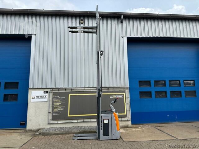 Still VS-22821 electric stacker, 4266mm lift height, battery from 2023. STILL EXV14