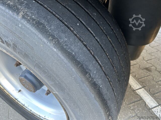 Transport refrigerat/congelat Schmitz Cargobull / SOR Iberica / Carrier Vector 1550 Reefer / Fr...