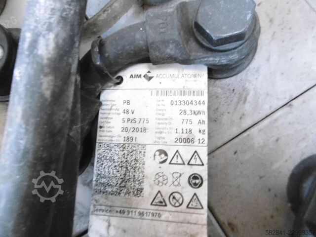 Reach truck STILL FM-X 17
