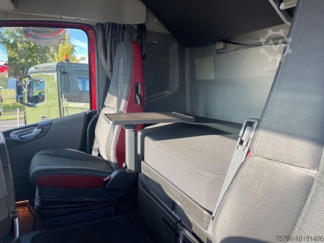 Camião de bebidas VOLVO FH 460 Globe / VEB / STAPLERHALTERUNG