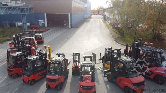 Reachtruck Linde R16HD-01 // 8,9m Hubhöhe // Elektro