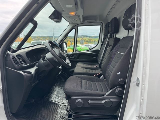 Kastenwagen IVECO Daily 35S16 A8 *R3.520mm*Automatik*AHK*ACC*