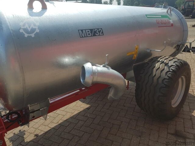 MB 32 rezervoar za vodu  MB 32 Water tank