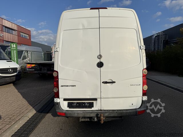 Panelvan VW crafter 2.0tdi 136pk dubbel cabine