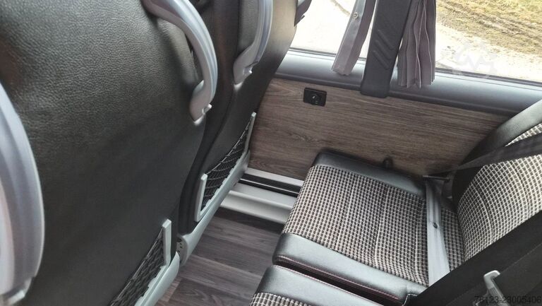 Minibus IVECO 2x Daily 70 Lagerfahrzeug Ferqui Sunrise 2,5 m B