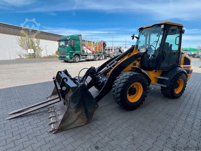 Læssemaskine JCB 409 SV / nur 2.496h / Klima Klappschaufel Gabel